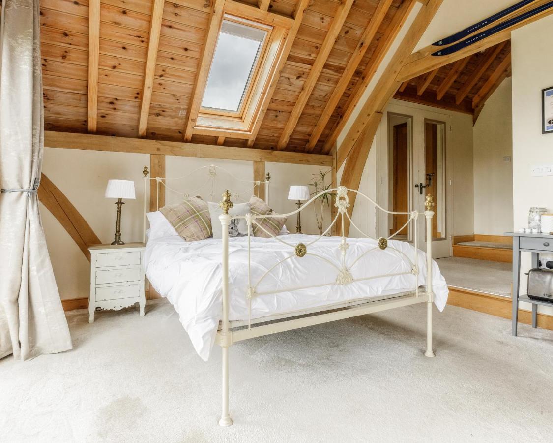 Villa Oak Mead Wrexham Zimmer foto